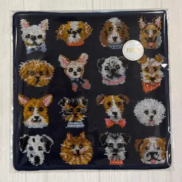 새상품 미사용 러브러리 바이 페이 리드 도기 손수건