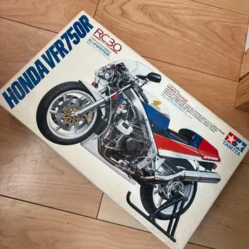 타미야 VFR750R 모델 키트 1/12