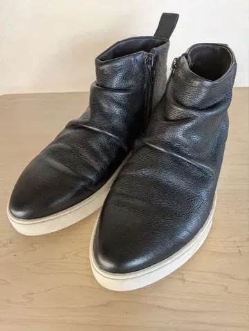 키다리 아저씨 블랙 가죽 사이드 고어 부츠