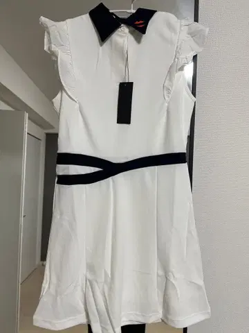 [ 미사용 새상품 ] SRG 골프웨어 원피스 프릴 소매 화이트 s