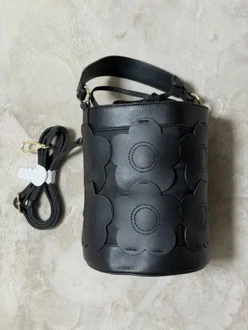 MARY QUANT 버킷형 2way 백