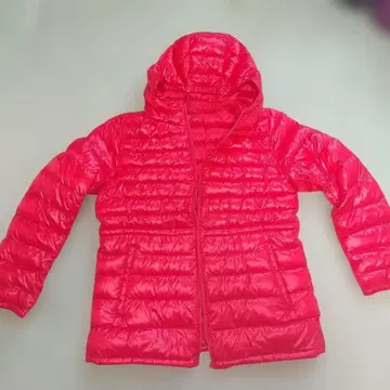 컨디션 최상 UNIQLO 후드 부착 다운 자켓 XL 빨간색