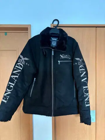 12AAM002 새상품급 Norton 노튼 페이크 무스탕 B-3 자켓