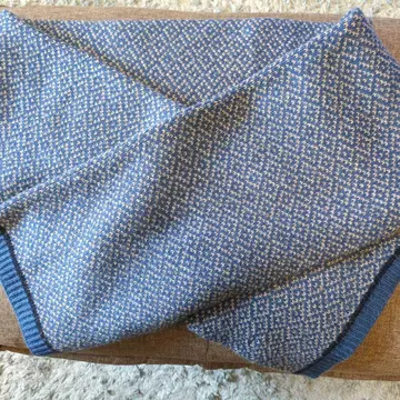 deuxC 기하학 패턴 블루 계열 스톨 숄