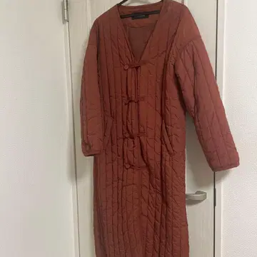 JEANASIS 퀼팅 롱 코트 브라운