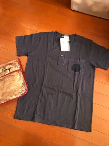 Salvatore Ferragamo 살바토레 페라가모 네이비 미사용