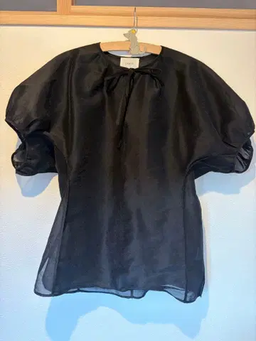 OHGA 볼륨 슬리브 블라우스