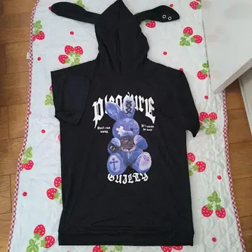 토끼 귀 달린 후드 블랙 후드티