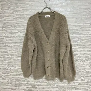 알마 디자인 포근기모 V넥 가디건 베이지