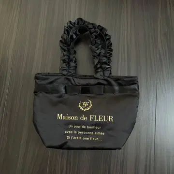 Maison de FLEUR 블랙 토트백