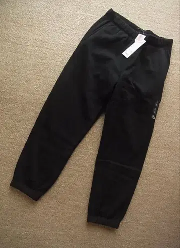 [ 택 없음 새상품 ] UNIQLO 히트텍 보아 스웨트 팬츠 블랙 M