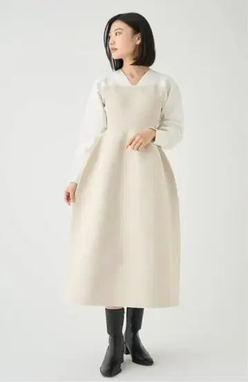 [셀퍼드] 코쿤 홀가먼트 원피스 라이트 베이지 x 화이트