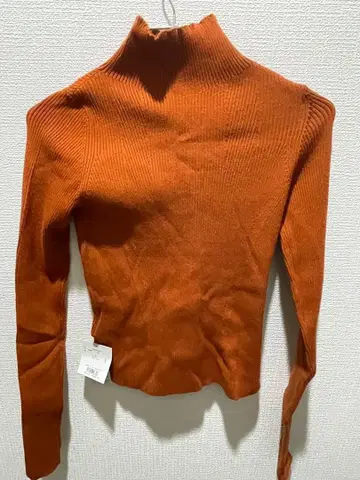 택 포함 DURAS 오렌지 하이넥 니트 홀하이