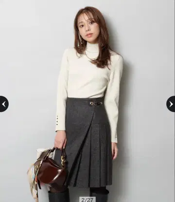 미사용 새상품 저스길리티 사이드 플리츠 미니 스커트 블랙 S