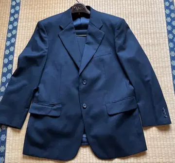 GEAR INTERNATIONAL 수트