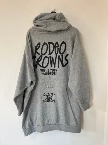 RODEO CROWNS 후드 부착 트레이닝복