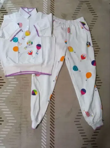 컬러풀 기구 디자인 셋업