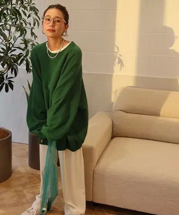 cdn 자수 로고 맨투맨 CREDONA 그린 오버 사이즈 트레이닝복