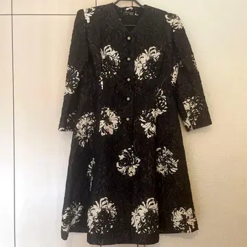 FASSION ORIGINAL 복슬복슬 꽃무늬 긴팔 원피스