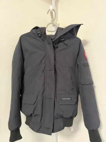 Canada Goose 다운 자켓 블랙