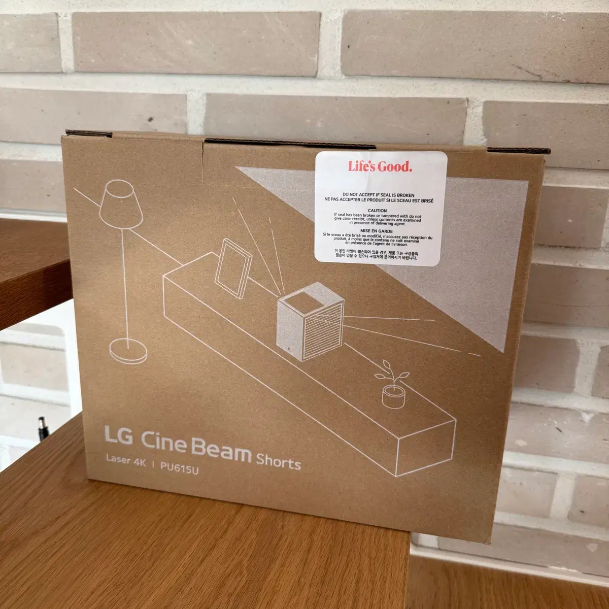[New Product] LG CineBeam Shorts 4K Beam Projector
