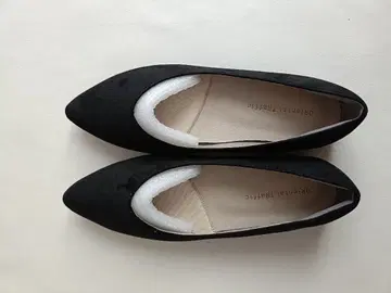 오리엔탈 트래픽 블랙 점프 가능한 펌프스