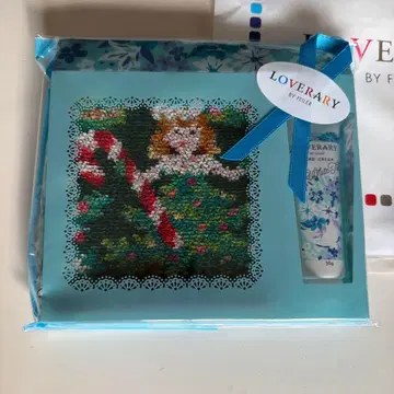 페일러 크리스마스 손수건과 핸드 크림 세트 크리스마스