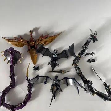 피규아트 장착변신 EX 미러몬스터즈 세트