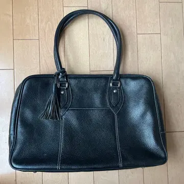 통판생활 여성용 블랙 태슬 부착 비즈니스 백