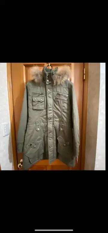 시마무라 밀리터리 코트 L 사이즈