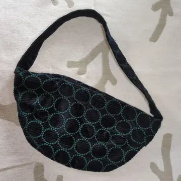 미나 페르호넨 숄더백