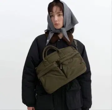 [ 새상품급 ] POIK*미들 멀티 포켓 크로스 백 (khaki)