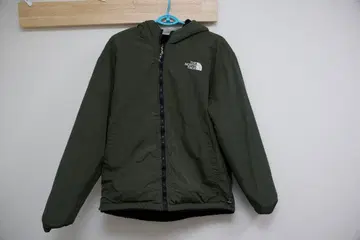 The North Face 올리브 그린 나일론 자켓 리버서블