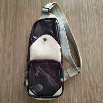 Orobianco 바디백 브라운/아이보리