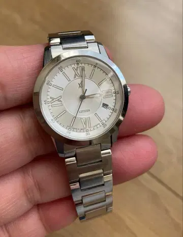 CITIZEN *xC 크로스시 손목시계 실버