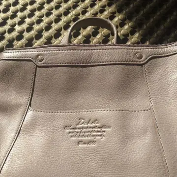 Dakota 라이트 그레이 (베이지 계열) 가죽 백팩 [새상품급]