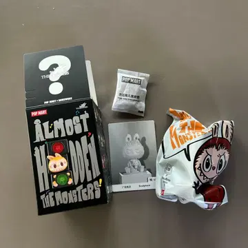 POP MART ALMOST HIDDEN THE MONSTERS 라브브