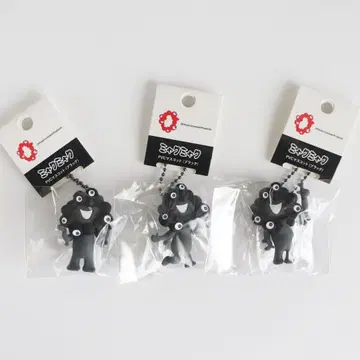 검은색 미야쿠미야쿠 PVC 마스코트 볼체인 전 3종