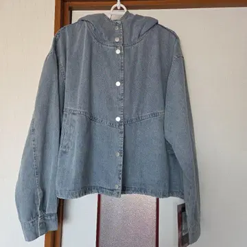 데님 후드 부착 자켓 라이트 블루