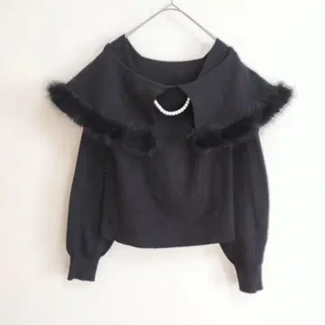 evelyn 케이프 스타일 퍼 니트 F 블랙 고급 펄 장식