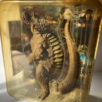 지저 괴수 파고스 울트라 Q 피규어