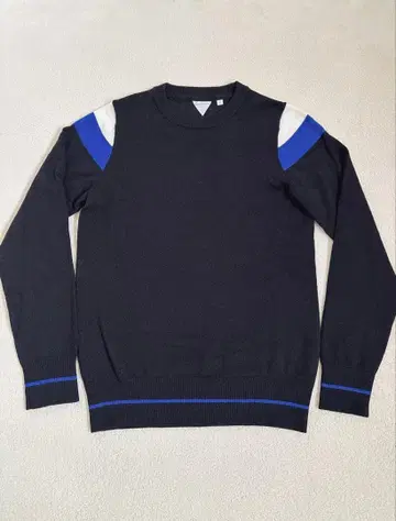 TaylorMade 스웨터