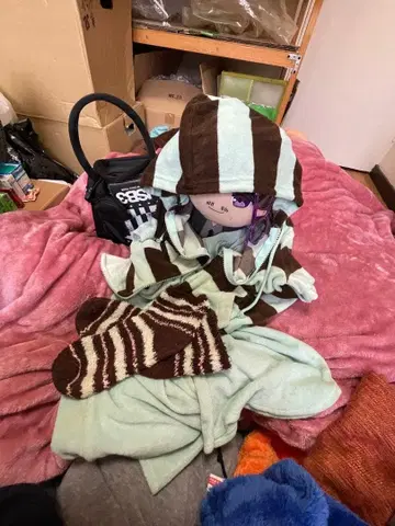 초코민트 컬러 파자마 홈웨어 룸웨어 여름용 양말 포함