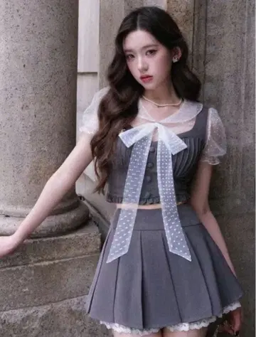 리본 포함 그레이 셋업