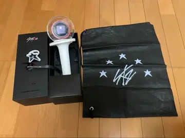 Stray Kids 공식 응원봉