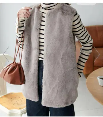 디스코트 DISCOAT 시착만 한 상품 인조 모피 롱 베스트 모카