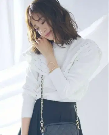 23구 컷워크 레이스 니트 새상품급