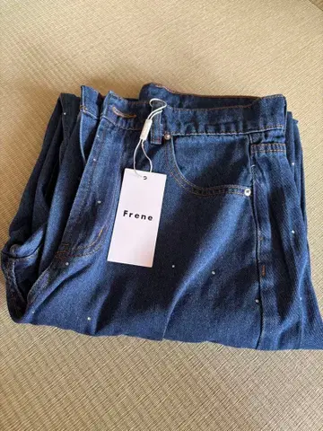 Frene 라이트 스톤 커브 데님 팬츠