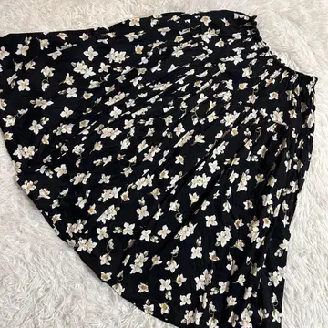 INGEBORG 올 패턴 스커트 블랙