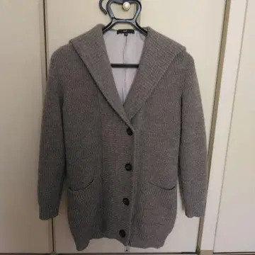 라에프 후드 부착 그레이 리브 짜임 가디건